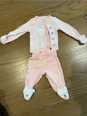 Pink Baby Sheep Lamb Footed 2 piece Set